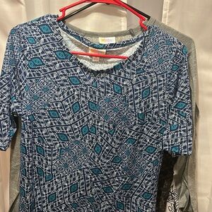 Lularoe T-shirt